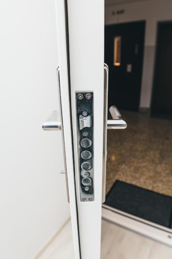 Aurelia'S Comfy Place With Free Parking Загреб Екстериор снимка
